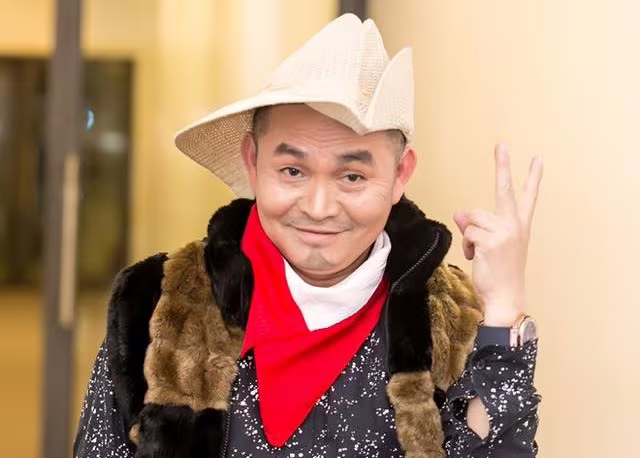 "vua hài đất Bắc" Xuân Hinh xuất hiện trong chương trình thay thế "Táo quân" "vua hài đất Bắc" Xuân Hinh xuất hiện trong chương trình thay thế "Táo quân"