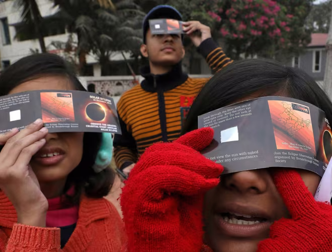 [ẢNH] Nhìn lại cảnh nhật thực "vòng tròn lửa" đi qua Việt Nam và các nước châu Á vào 26-12 ảnh 14