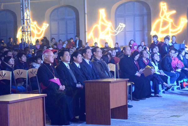 Nhà thờ lớn Hà Nội tổ chức đêm hoan ca mừng Giáng sinh ảnh 1 Nhà thờ lớn Hà Nội tổ chức đêm hoan ca mừng Giáng sinh ảnh 1