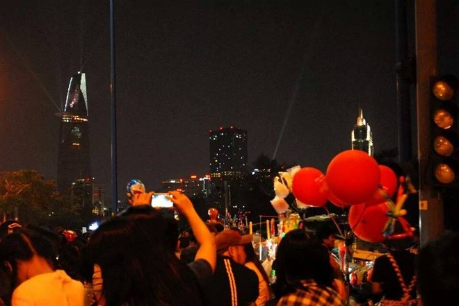 Chào năm mới 2015 trên mọi miền Tổ quốc ảnh 14 Chào năm mới 2015 trên mọi miền Tổ quốc ảnh 14