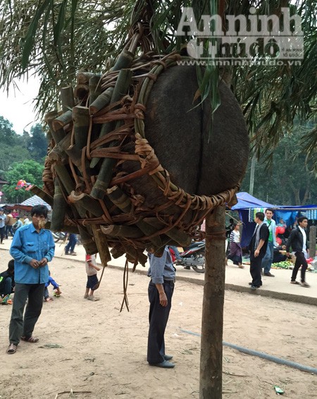 Lạc vào lễ hội đập trống độc đáo, trai gái “thả cửa” của người Ma Coong ảnh 8 Lạc vào lễ hội đập trống độc đáo, trai gái “thả cửa” của người Ma Coong ảnh 8