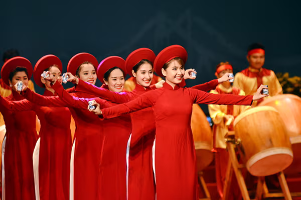 Chủ tịch IPU: “Chúng tôi luôn mang đất nước Việt Nam trong tim“ ảnh 7