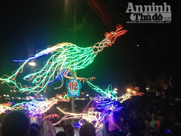 Ấn tượng đặc sắc lễ hội Trung thu Tuyên Quang 2015 ảnh 4 Ấn tượng đặc sắc lễ hội Trung thu Tuyên Quang 2015 ảnh 4