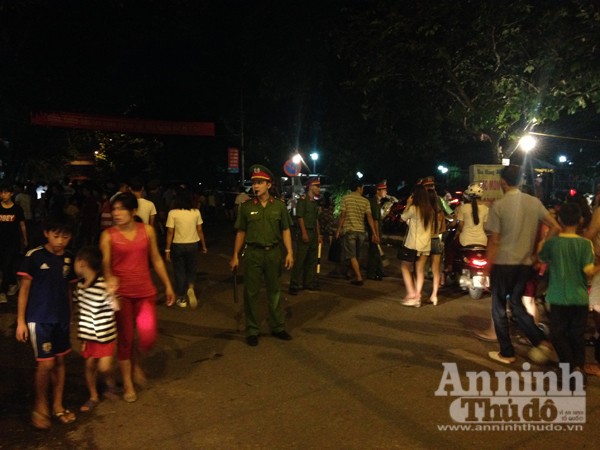 Ấn tượng đặc sắc lễ hội Trung thu Tuyên Quang 2015 ảnh 13 Ấn tượng đặc sắc lễ hội Trung thu Tuyên Quang 2015 ảnh 13