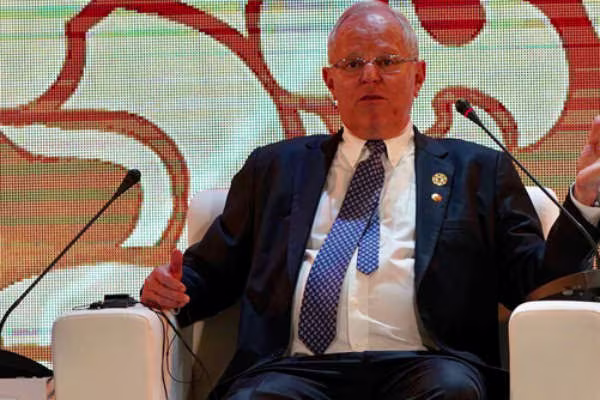 Tổng thống Peru: "Ở Peru, chúng tôi đang chứng kiến một công ty điện thoại di động rất xuất sắc (Bitel của Viettel) mà 5 năm trước đây chúng tôi còn không biết họ là ai" Tổng thống Peru: "Ở Peru, chúng tôi đang chứng kiến một công ty điện thoại di động rất xuất sắc (Bitel của Viettel) mà 5 năm trước đây chúng tôi còn không biết họ là ai"