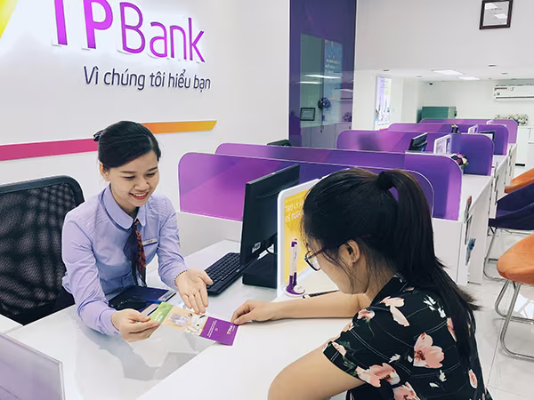 Kết thúc quý 3, tổng thu nhập hoạt động TPBank đạt 4.035 tỷ đồng, tăng 61% cùng kỳ ảnh 1 Kết thúc quý 3, tổng thu nhập hoạt động TPBank đạt 4.035 tỷ đồng, tăng 61% cùng kỳ ảnh 1