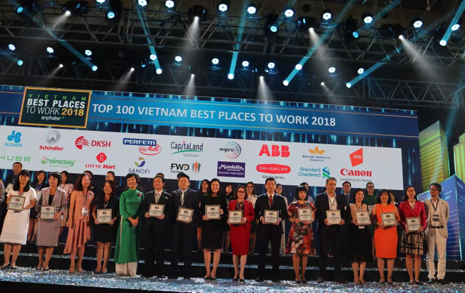 Dai-ichi Life Việt Nam vào Top 3 "Nơi làm việc tốt nhất Việt Nam" ảnh 1 Dai-ichi Life Việt Nam vào Top 3 "Nơi làm việc tốt nhất Việt Nam" ảnh 1