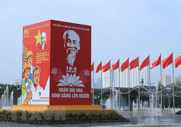 Tổ chức trọng thể Lễ kỷ niệm 130 năm Ngày sinh Chủ tịch Hồ Chí Minh hình ảnh 3 To chuc trong the Le ky niem 130 nam Ngay sinh Chu tich Ho Chi Minh hinh anh 3