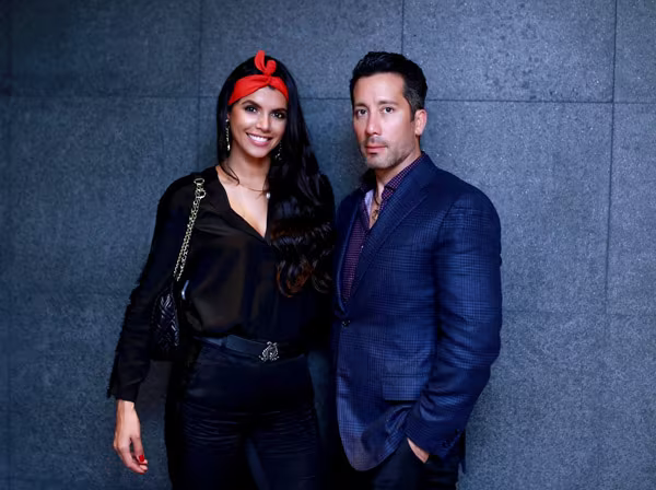 Top 3 Hoa khôi Áo dài rạng rỡ khoe sắc bên Hoa hậu Thế giới 2011 Ivian Sarcos ảnh 7