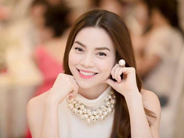 Hồ Ngọc Hà nhận catse “khủng” ngồi “ghế nóng” The Remix ảnh 1 Hồ Ngọc Hà nhận catse “khủng” ngồi “ghế nóng” The Remix ảnh 1
