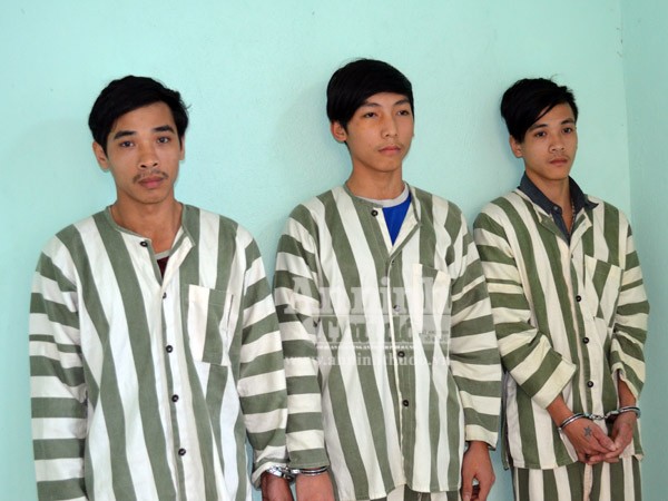 Mang hung khí vào công ty gây án, tấn công cả Công an ảnh 1 Mang hung khí vào công ty gây án, tấn công cả Công an ảnh 1
