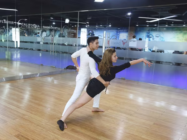 Hồ Vĩnh Khoa từ bỏ công việc để trở lại Bước nhảy hoàn vũ ảnh 5