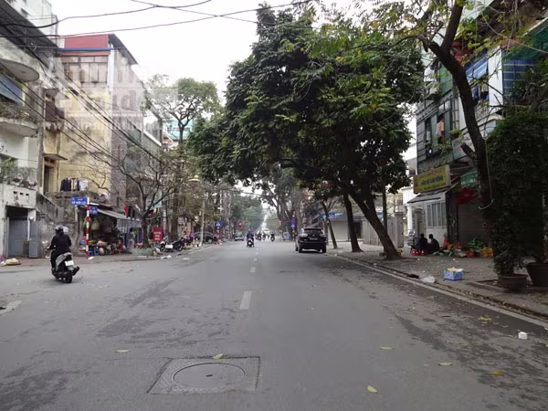 Hà Nội vắng lặng chiều 30 Tết ảnh 4 Hà Nội vắng lặng chiều 30 Tết ảnh 4