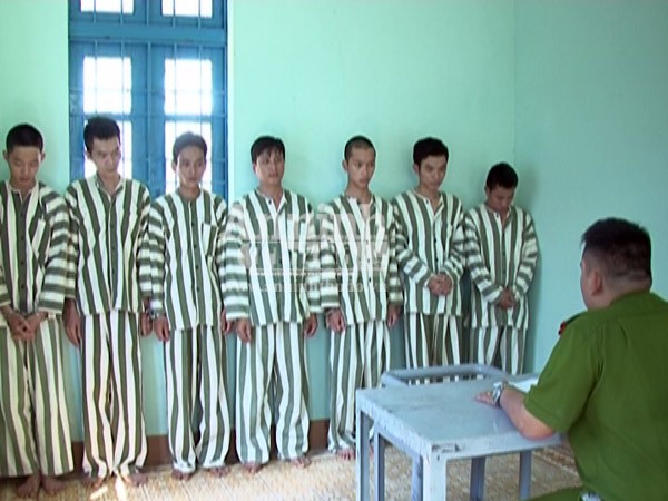 Bắt, giữ người trái pháp luật, hành hung trọng thương nạn nhân ảnh 1 Bắt, giữ người trái pháp luật, hành hung trọng thương nạn nhân ảnh 1