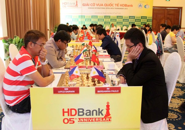 Giải Cờ vua quốc tế HDBank 2015 ván 6: Li Chao chiếm ngôi đầu ảnh 2 Giải Cờ vua quốc tế HDBank 2015 ván 6: Li Chao chiếm ngôi đầu ảnh 2