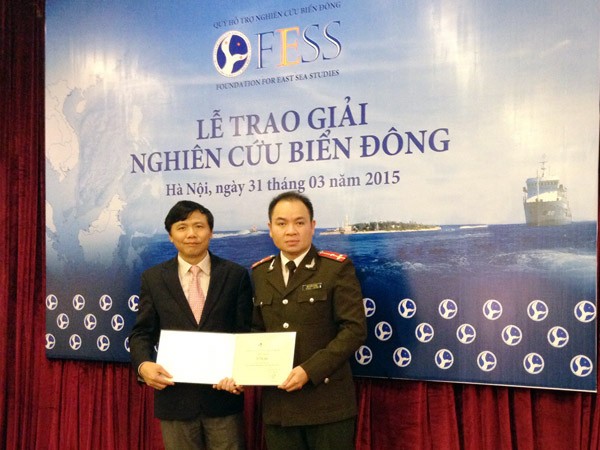 Phóng viên Báo An ninh Thủ đô đoạt giải Báo chí xuất sắc về biển Đông ảnh 1 Phóng viên Báo An ninh Thủ đô đoạt giải Báo chí xuất sắc về biển Đông ảnh 1