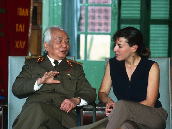 Nhiếp ảnh gia Catherine Karnow: “Cái “duyên” buộc chặt tôi với Việt Nam” ảnh 2 Nhiếp ảnh gia Catherine Karnow: “Cái “duyên” buộc chặt tôi với Việt Nam” ảnh 2