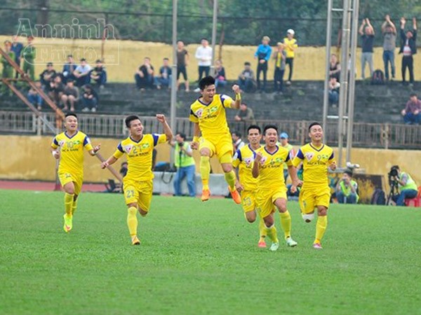 Vòng 9 V-League: SLNA đẩy HAGL xuống gần bét bảng ảnh 1 Vòng 9 V-League: SLNA đẩy HAGL xuống gần bét bảng ảnh 1
