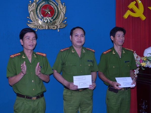 Thưởng nóng 2 đơn vị phá nhanh vụ trộm trên 1 tỷ đồng ảnh 1 Thưởng nóng 2 đơn vị phá nhanh vụ trộm trên 1 tỷ đồng ảnh 1