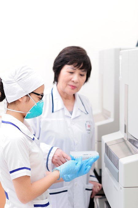 Nhà khoa học đầu tiên đưa phương pháp xét nghiệm AND về Việt Nam ảnh 2 Nhà khoa học đầu tiên đưa phương pháp xét nghiệm AND về Việt Nam ảnh 2