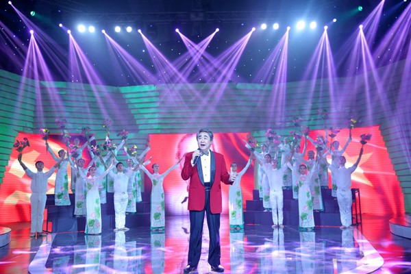 Giai điệu tự hào tháng 4: Người sống mãi trong lòng miền Nam ảnh 3 Giai điệu tự hào tháng 4: Người sống mãi trong lòng miền Nam ảnh 3