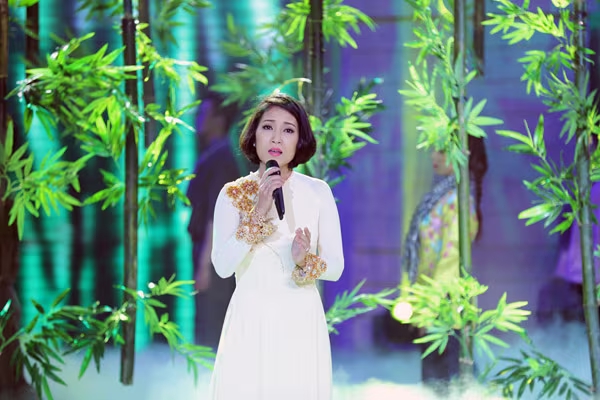 Giai điệu tự hào tháng 4: Người sống mãi trong lòng miền Nam ảnh 5 Giai điệu tự hào tháng 4: Người sống mãi trong lòng miền Nam ảnh 5
