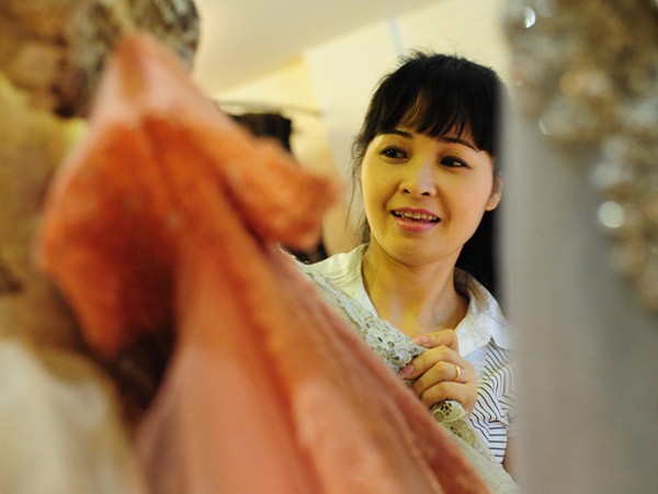Ca sĩ Trang Nhung: Nhà trăm tỷ không phải từ cát-sê đi hát ảnh 1 Ca sĩ Trang Nhung: Nhà trăm tỷ không phải từ cát-sê đi hát ảnh 1