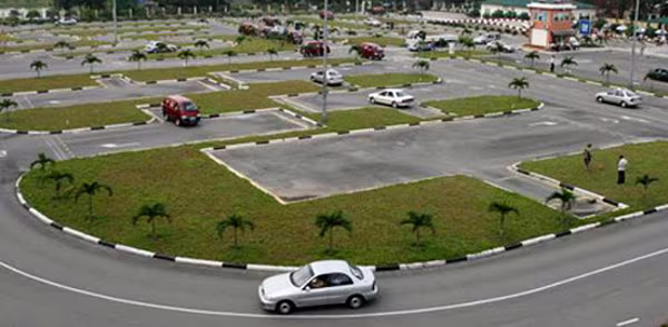 Hàng loạt “lái xe điên” gây chết người: Do học một đằng, lái một nẻo! ảnh 1 Hàng loạt “lái xe điên” gây chết người: Do học một đằng, lái một nẻo! ảnh 1