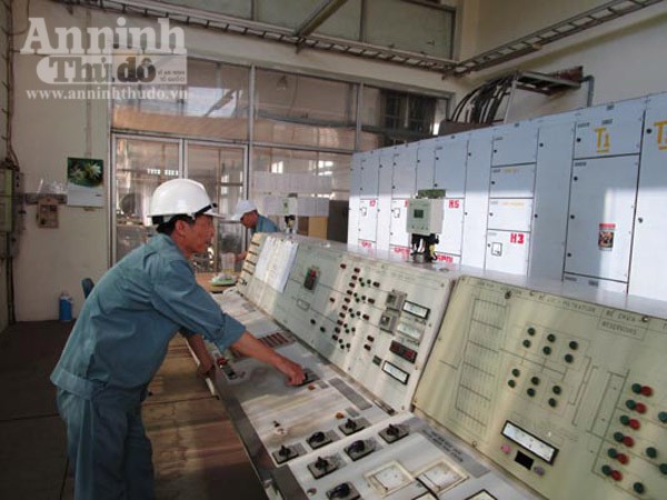 Nắng nóng đỉnh điểm: Gấp rút “giải khát” cho Hà Nội ảnh 3 Nắng nóng đỉnh điểm: Gấp rút “giải khát” cho Hà Nội ảnh 3