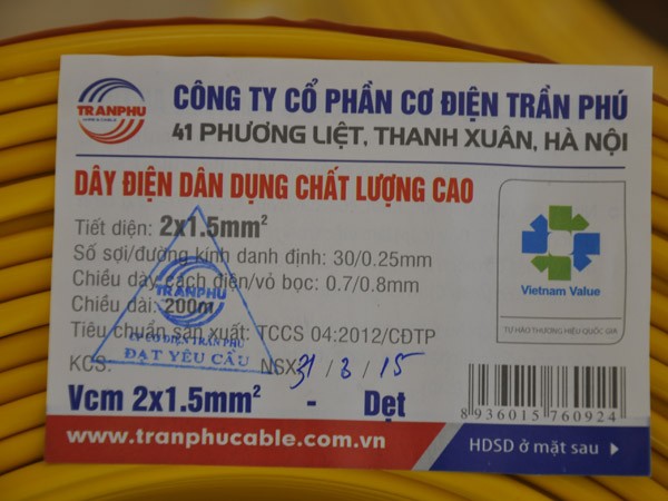 Cáp điện Trần Phú dán tem điện tử, đối phó với hàng giả ảnh 2 Cáp điện Trần Phú dán tem điện tử, đối phó với hàng giả ảnh 2