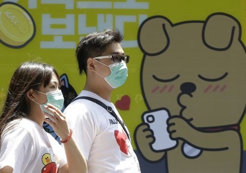 Audio 5-6-2015: Đại dịch MERS và chuyện 6 cán bộ đường sắt nhận tiền "lót tay" ảnh 5 Audio 5-6-2015: Đại dịch MERS và chuyện 6 cán bộ đường sắt nhận tiền "lót tay" ảnh 5