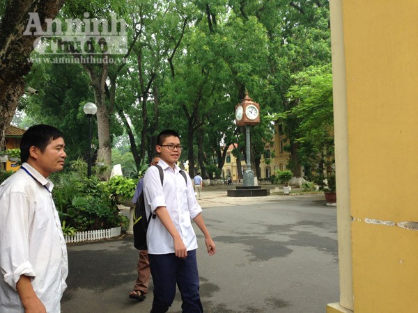 Tuyển sinh lớp 10: Đề Văn “dễ thở”, thí sinh kỳ vọng đạt điểm cao ảnh 5 Tuyển sinh lớp 10: Đề Văn “dễ thở”, thí sinh kỳ vọng đạt điểm cao ảnh 5