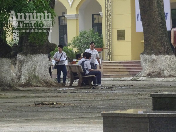 Tuyển sinh lớp 10: Đề Văn “dễ thở”, thí sinh kỳ vọng đạt điểm cao ảnh 2 Tuyển sinh lớp 10: Đề Văn “dễ thở”, thí sinh kỳ vọng đạt điểm cao ảnh 2