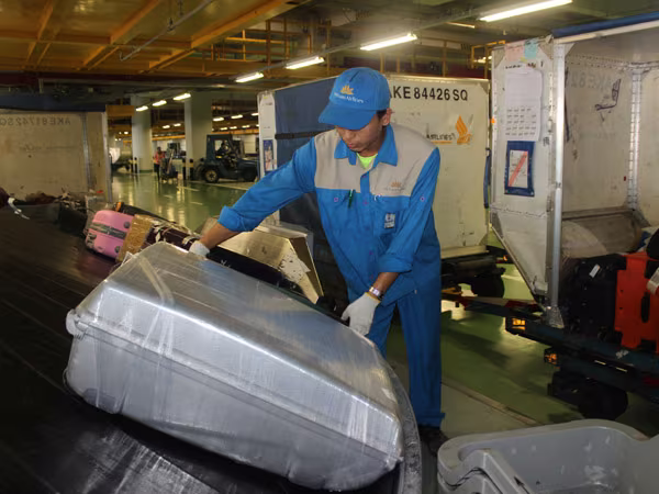 Không để hành khách đi máy bay bị mất cắp hành lý ảnh 1 Không để hành khách đi máy bay bị mất cắp hành lý ảnh 1