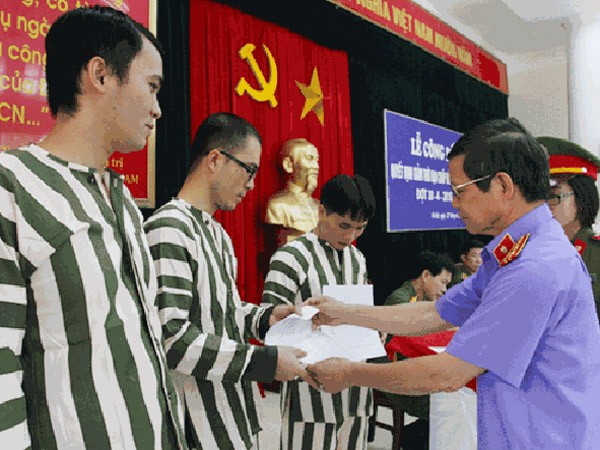 Những quy định cụ thể về xét đặc xá năm 2015 ảnh 1 Những quy định cụ thể về xét đặc xá năm 2015 ảnh 1