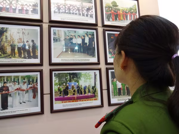 Phụ nữ Cụm thi đua số 3 CATP Hà Nội về nguồn báo công dâng Bác ảnh 9 Phụ nữ Cụm thi đua số 3 CATP Hà Nội về nguồn báo công dâng Bác ảnh 9