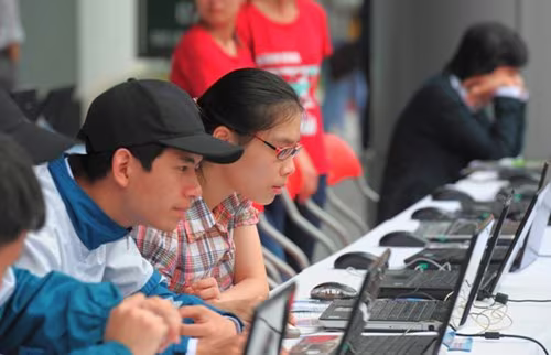 Audio 23-7-2015: Trình Chính phủ xem xét dừng thu phí bảo trì đường bộ đối với xe máy ảnh 1 Audio 23-7-2015: Trình Chính phủ xem xét dừng thu phí bảo trì đường bộ đối với xe máy ảnh 1
