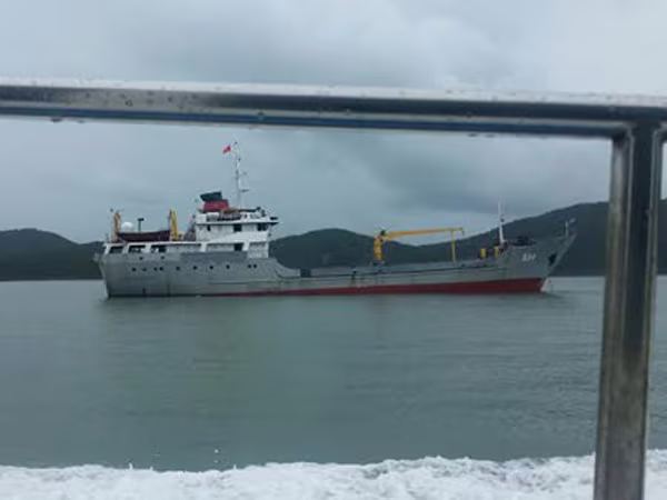 Quảng Ninh: Những du khách cuối cùng đã rời Cô Tô ảnh 1 Quảng Ninh: Những du khách cuối cùng đã rời Cô Tô ảnh 1
