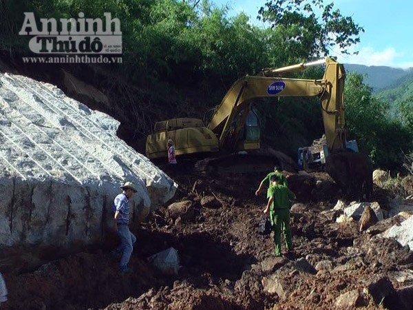 Sập mỏ đá granit, 4 người thương vong ảnh 1 Sập mỏ đá granit, 4 người thương vong ảnh 1
