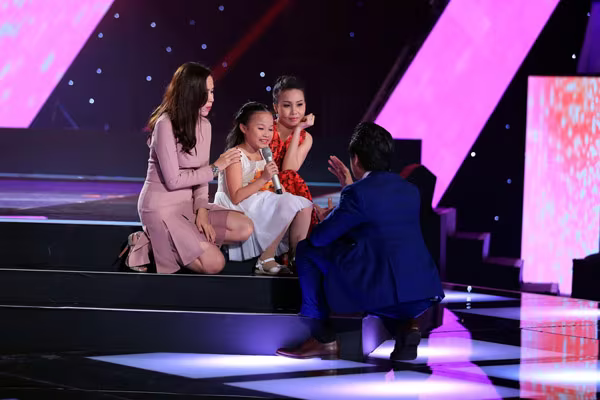 "Tiểu" Thùy Chi đối đầu với bản sao Sơn Tùng M-TP ảnh 1 "Tiểu" Thùy Chi đối đầu với bản sao Sơn Tùng M-TP ảnh 1
