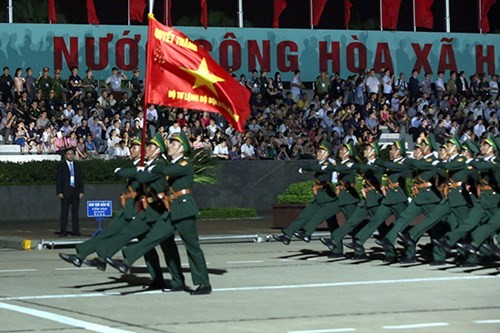 Audio 1-9-2015: Hà Nội sẽ có mưa rào, giông dịp 2-9 và vụ 120kg vàng bị cướp tại sân bay ảnh 2 Audio 1-9-2015: Hà Nội sẽ có mưa rào, giông dịp 2-9 và vụ 120kg vàng bị cướp tại sân bay ảnh 2