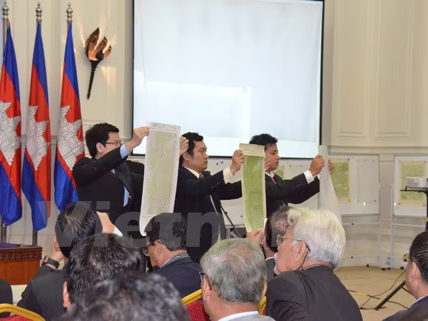 Audio 3-9-2015: Tin mới nhất về việc tăng lương và chuyện bản đồ phân giới Campuchia - Việt Nam ảnh 4 Audio 3-9-2015: Tin mới nhất về việc tăng lương và chuyện bản đồ phân giới Campuchia - Việt Nam ảnh 4