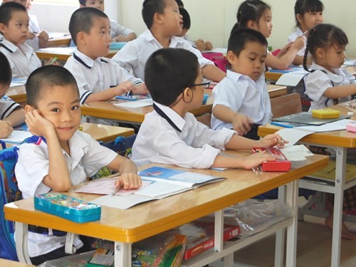 Audio 3-9-2015: Tin mới nhất về việc tăng lương và chuyện bản đồ phân giới Campuchia - Việt Nam ảnh 3 Audio 3-9-2015: Tin mới nhất về việc tăng lương và chuyện bản đồ phân giới Campuchia - Việt Nam ảnh 3