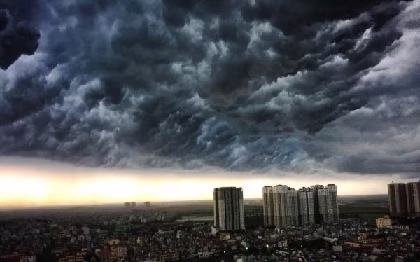 Audio 21-9-2015: Cảnh báo mưa giông, gió giật mạnh ở Hà Nội, và vụ tạt axit vì "tình tay ba" ảnh 4 Audio 21-9-2015: Cảnh báo mưa giông, gió giật mạnh ở Hà Nội, và vụ tạt axit vì "tình tay ba" ảnh 4