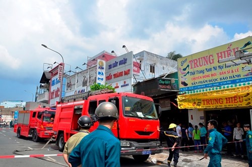 Audio 18-10-2015: Vụ bé trai 13 tháng tuổi bị chấn thương sọ não và siêu bão khiến 6500 người dân Philippines phải sơ tán ảnh 3 Audio 18-10-2015: Vụ bé trai 13 tháng tuổi bị chấn thương sọ não và siêu bão khiến 6500 người dân Philippines phải sơ tán ảnh 3