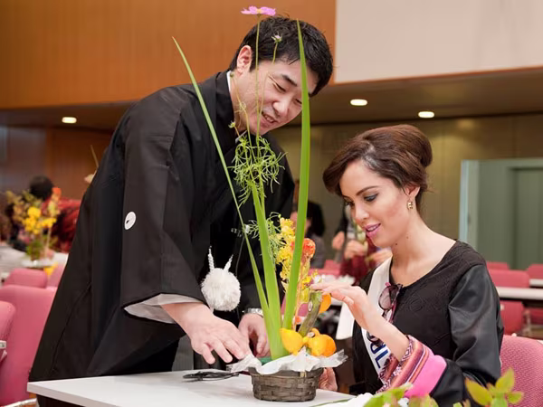 Đại diện Việt Nam "ghi điểm" ở môn cắm hoa nghệ thuật Nhật Bản ảnh 3