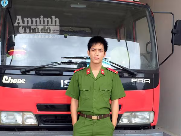 Một chiến sĩ Cảnh sát PCCC hy sinh khi đi làm nhiệm vụ ảnh 1 Một chiến sĩ Cảnh sát PCCC hy sinh khi đi làm nhiệm vụ ảnh 1