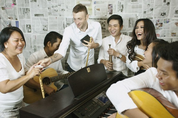 "Bỏ mặc" căn bệnh ung thư vú, mẹ con Phương Vy Idol thỏa sức chơi đùa cùng gia đình ảnh 1 "Bỏ mặc" căn bệnh ung thư vú, mẹ con Phương Vy Idol thỏa sức chơi đùa cùng gia đình ảnh 1