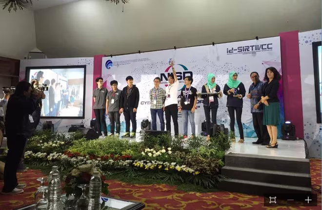 Audio 12-11-2015: Trình phương án phá dỡ tòa nhà 8B Lê Trực trước 17h ngày 15-11 ảnh 3 Audio 12-11-2015: Trình phương án phá dỡ tòa nhà 8B Lê Trực trước 17h ngày 15-11 ảnh 3
