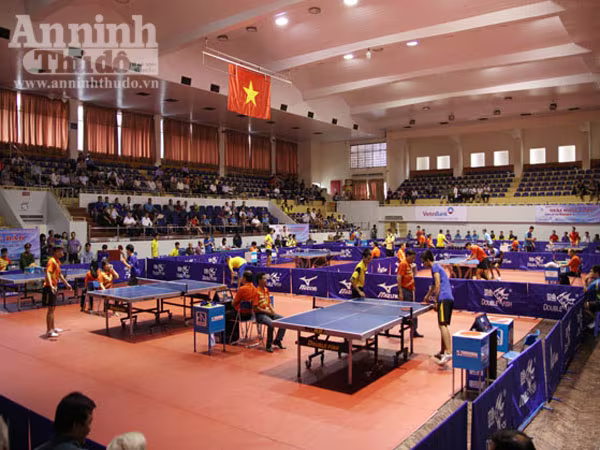 Tưng bừng khai mạc Giải bóng bàn tranh cúp Báo Hà Nội mới ảnh 2 Tưng bừng khai mạc Giải bóng bàn tranh cúp Báo Hà Nội mới ảnh 2